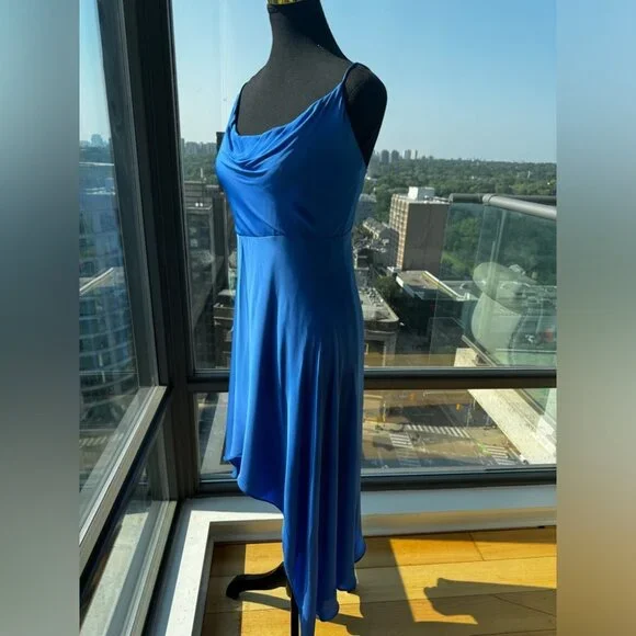 🆕 ALICE + OLIVIA 🧿 NWT Alita Spaghetti Strap Drape Asymmetrical Dress Blue Sz4 - Picture 6 of 16
